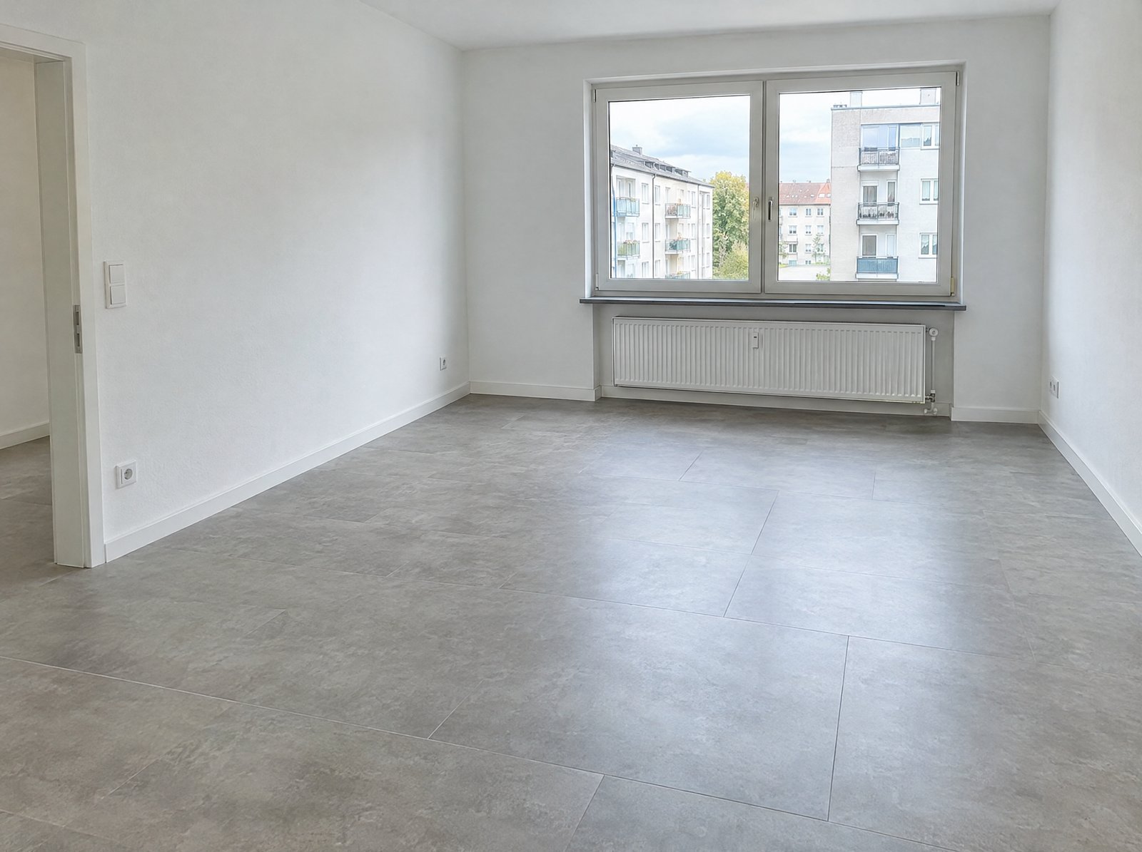 Neuer Vinylboden in Steinoptik in einer Mietwohnung